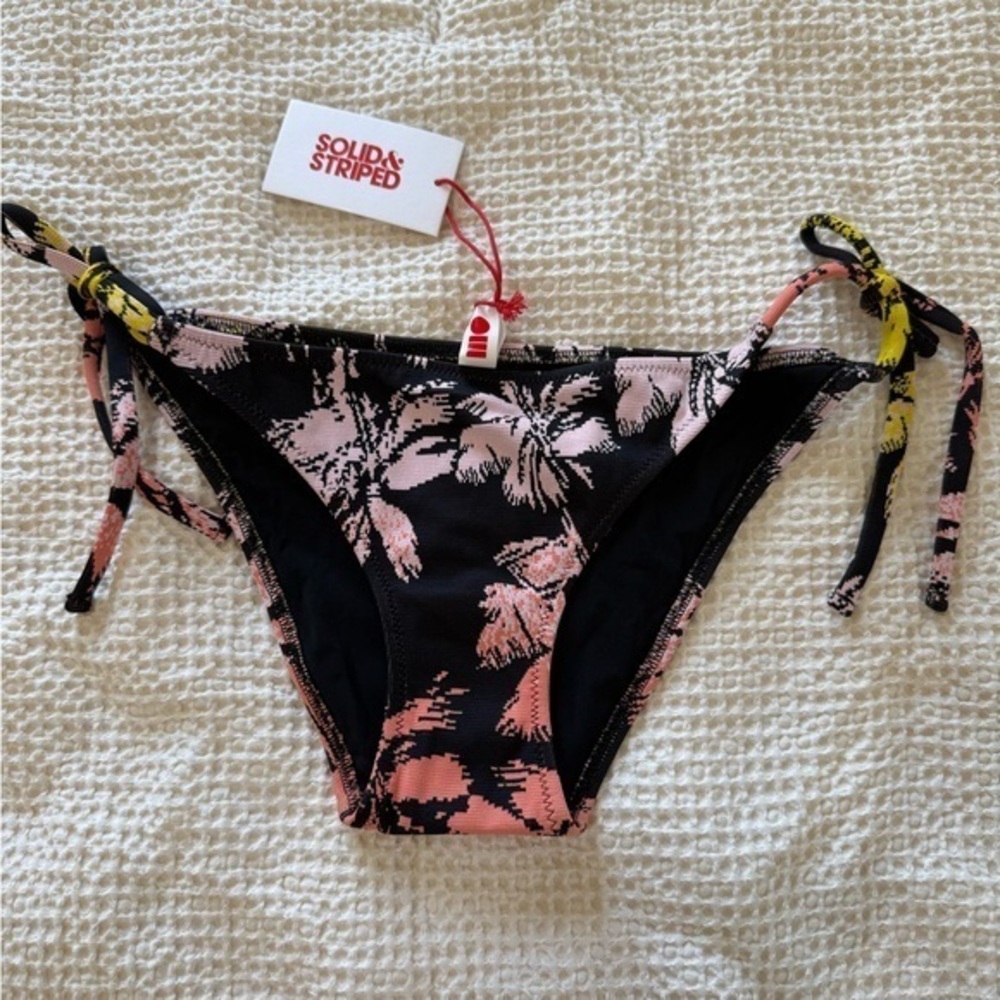 NWT Solid & Striped The Iris Bikini Bottom Size Medium